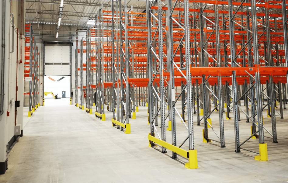 Oświetlenie hali magazynowej