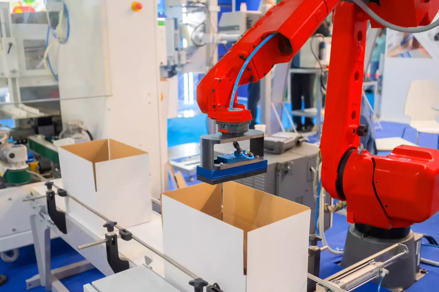 robot-przemyslowy-do-pakowania-w-kartony-3