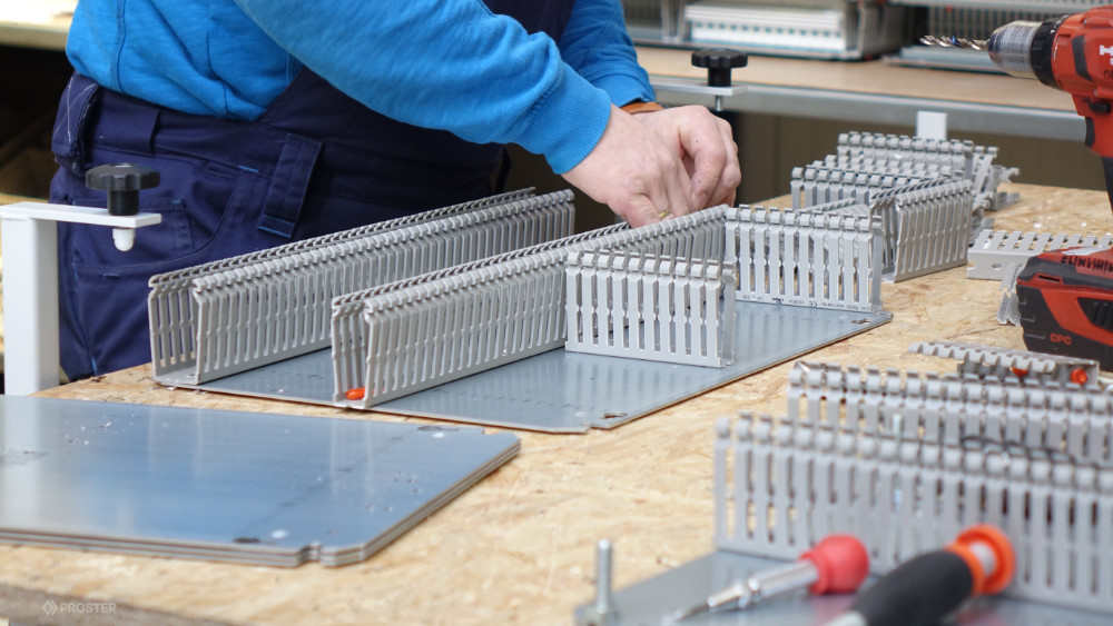 montaż rozdzielnicy elektrycznej