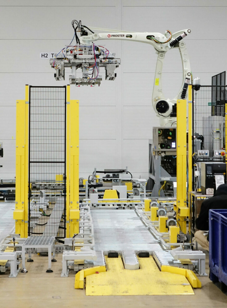 Stanowisko zrobotyzowane do paletyzacji i depaletyzacji